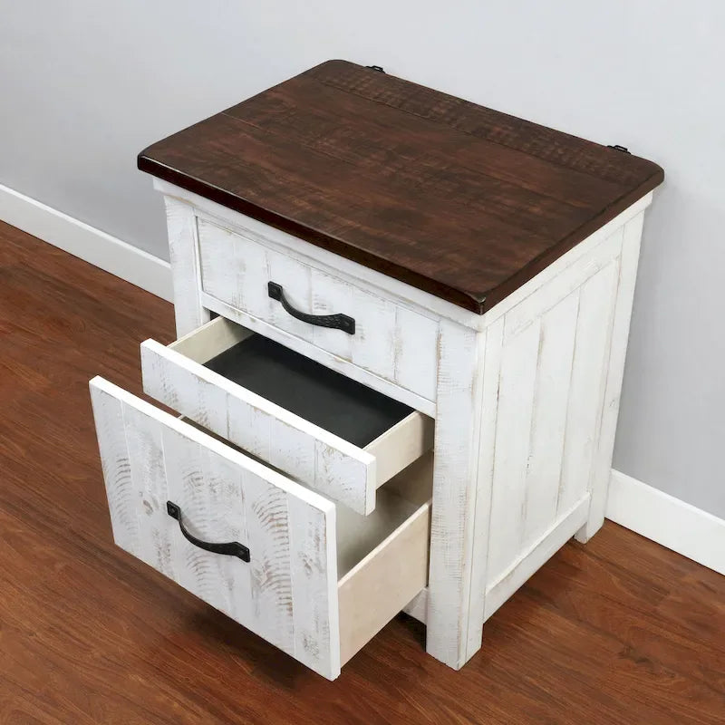 Ynez Farmhouse White Pine 3-Piece Panel Bedroom Set with USB Port by