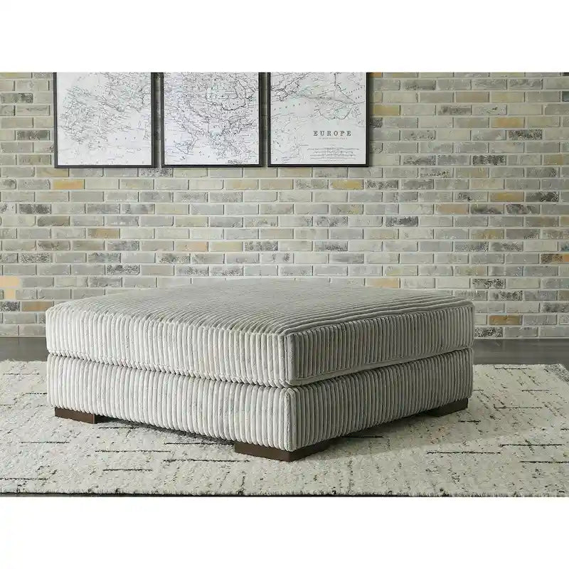 Lindyn Fog 5-Piece Sectional with Ottoman - 133 W x 133 D x 38 H